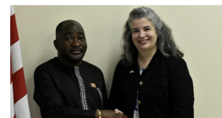 Liberian Foreign Minister H.E. Amb. Dee-Maxwell Saah Kemayah, Sr., welcomes the newly accredited Charge d’Affaires of the United States of America to the Republic of Liberia, Madam Catherine Rodriguez