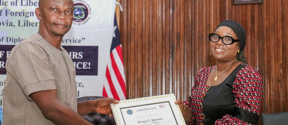 Ministry of Foreign Affairs Honours Retirees for Dedicated Service