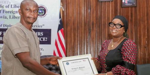 Ministry of Foreign Affairs Honours Retirees for Dedicated Service